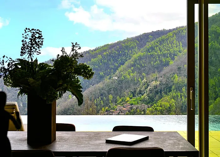 Poggio Lucca Villa *